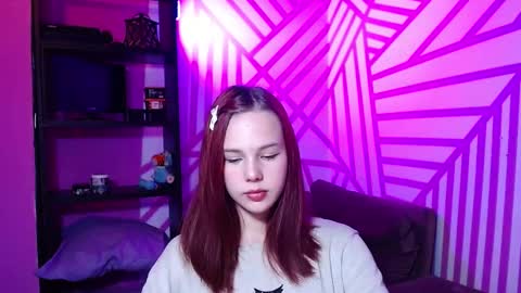 onessandra online show from September 25, 2025, 4:27 am