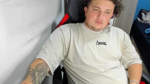 Andres INDEPENDENT MODEL online show from December 2, 2025, 4:29 am