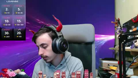 Snapshot of oni_hoshi chatting on October 3, 2025, 11:29 am Oni hoshi online show from October 3, 2025, 11:29 am