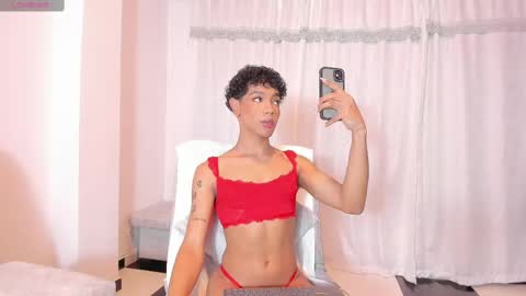 Snapshot of onika_minnaj chatting on February 18, 2025, 3:21 am Andy online show from February 18, 2025, 3:21 am