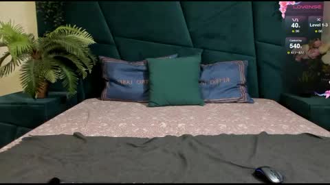 Erick  online show from February 23, 2025, 1:02 am