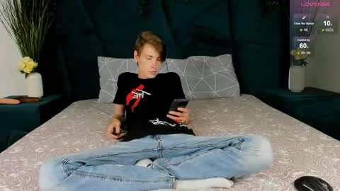 Erick  online show from September 10, 2025, 6:57 am