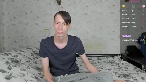 Erick  online show from April 8, 2026, 3:39 am