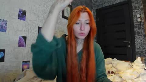 Snapshot of only_iva21 chatting on September 17, 2025, 4:08 pm Iva online show from September 17, 2025, 4:08 pm