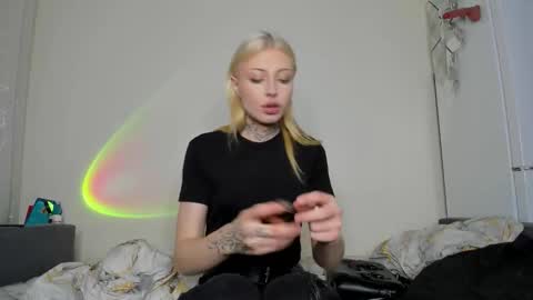 Snapshot of only_iva21 chatting on November 4, 2025, 6:07 pm Iva online show from November 4, 2025, 6:07 pm