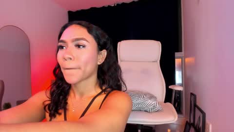 misssaray official online show from October 3, 2025, 11:46 pm