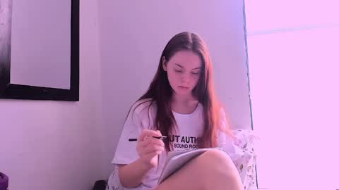 only_sarah1 online show from October 14, 2025, 9:04 pm