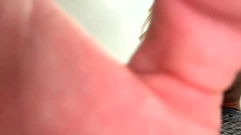 onlyloveyoutwice2016 online show from September 27, 2025, 2:11 pm