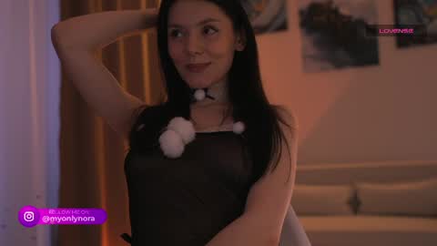 OnlyNora online show from June 18, 2026, 2:43 pm