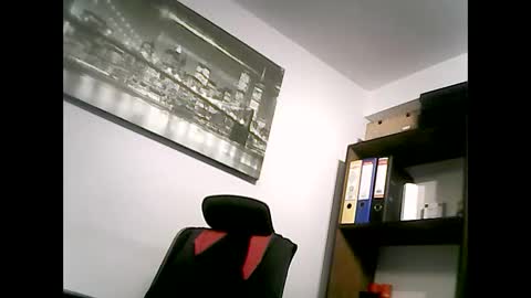 Snapshot of onlyprivate_m35 chatting on November 25, 2025, 10:26 am onlyprivate m35 online show from November 25, 2025, 10:26 am