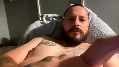 Snapshot of onmyway2u2 chatting on October 14, 2025, 8:48 am onmyway2u2 online show from October 14, 2025, 8:48 am