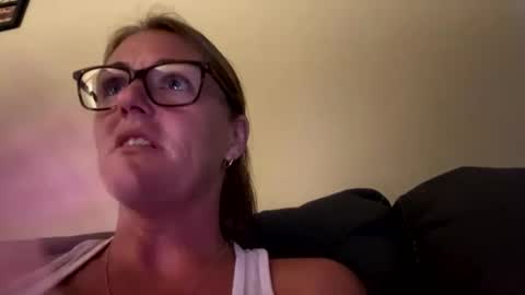 Snapshot of onthedl89 chatting on September 19, 2025, 7:36 pm onthedl89 online show from September 19, 2025, 7:36 pm