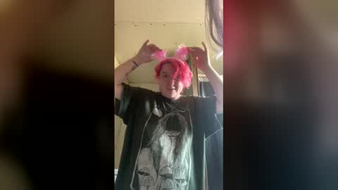 Snapshot of onyx_the_pupstar chatting on February 14, 2026, 9:33 pm Onyx online show from February 14, 2026, 9:33 pm