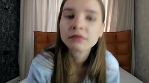 Snapshot of onyxvespera chatting on March 11, 2026, 7:03 am onyxvespera online show from March 11, 2026, 7:03 am