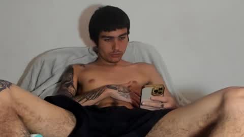 Snapshot of onzas_ chatting on March 3, 2026, 7:20 pm onzas_ online show from March 3, 2026, 7:20 pm