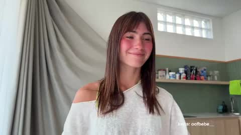 Helen online show from June 5, 2026, 10:48 pm