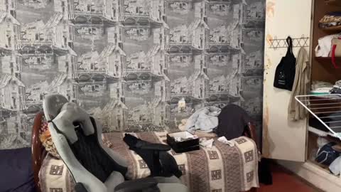 Snapshot of oofcblesssexx chatting on December 14, 2024, 8:23 am bless god online show from December 14, 2024, 8:23 am