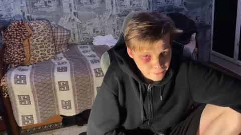 Snapshot of oofcblesssexx chatting on February 13, 2025, 3:56 pm bless god online show from February 13, 2025, 3:56 pm