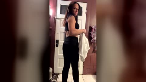 Snapshot of oojoleneoo chatting on December 15, 2025, 2:27 am Jolene online show from December 15, 2025, 2:27 am