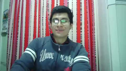 Snapshot of oomaurooo chatting on December 14, 2024, 10:02 am oomaurooo online show from December 14, 2024, 10:02 am