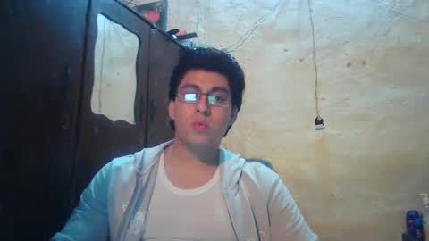 Snapshot of oomaurooo chatting on January 27, 2025, 5:36 am oomaurooo online show from January 27, 2025, 5:36 am