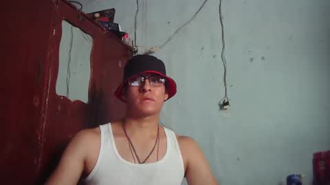 Snapshot of oomaurooo chatting on September 17, 2025, 7:15 pm oomaurooo online show from September 17, 2025, 7:15 pm