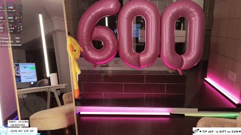 Snapshot of oooops__ chatting on January 18, 2025, 8:19 pm Eva online show from January 18, 2025, 8:19 pm