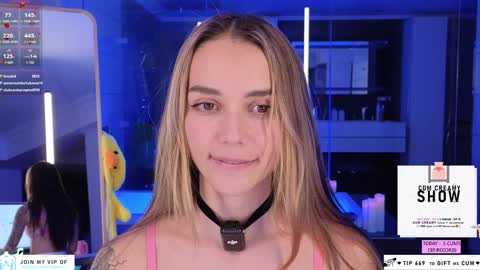 Snapshot of oooops__ chatting on January 20, 2025, 10:15 pm Eva online show from January 20, 2025, 10:15 pm