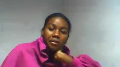 Snapshot of oooorazanasoa chatting on June 18, 2026, 8:14 am oooorazanasoa online show from June 18, 2026, 8:14 am