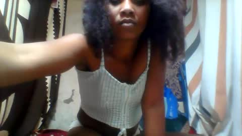 Snapshot of oooozafiette chatting on July 10, 2026, 12:08 pm oooozafiette online show from July 10, 2026, 12:08 pm