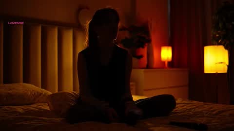 oopssocute online show from February 11, 2026, 10:20 am