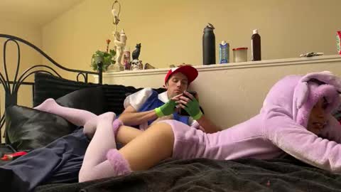 opalsessence_ online show from October 27, 2025, 10:25 pm