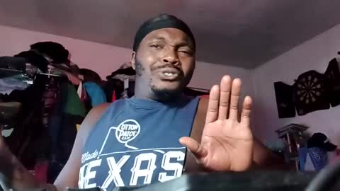 Snapshot of opaque772800 chatting on October 22, 2025, 4:13 am opaque772800 online show from October 22, 2025, 4:13 am