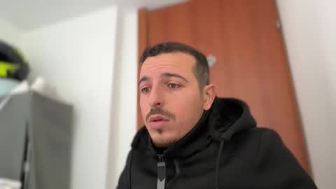 or online show from December 15, 2025, 8:40 am