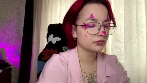 Snapshot of orahisle chatting on October 29, 2025, 7:32 am Thea online show from October 29, 2025, 7:32 am