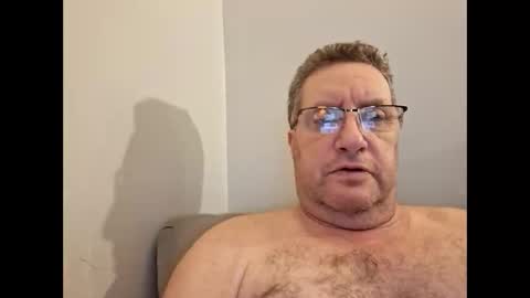 orca302260 online show from January 5, 2026, 5:49 pm