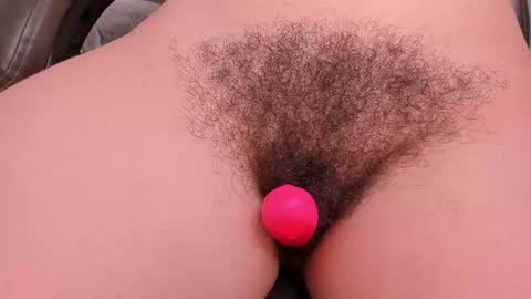 Snapshot of orchide_ chatting on February 10, 2025, 4:19 am Claire online show from February 10, 2025, 4:19 am