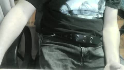 Snapshot of ore_cam chatting on January 12, 2025, 8:04 am Ore online show from January 12, 2025, 8:04 am