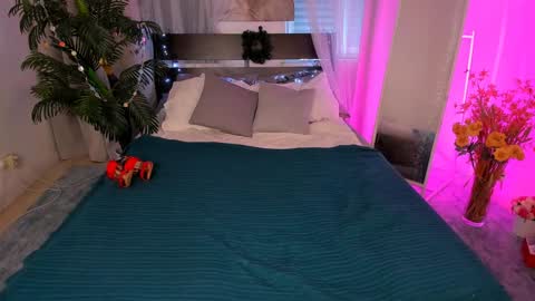 Snapshot of orfeya_one chatting on January 1, 2025, 10:03 pm Orfeya online show from January 1, 2025, 10:03 pm