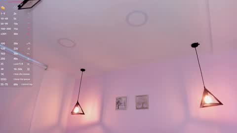 Miss Guzman  online show from September 20, 2025, 10:44 pm