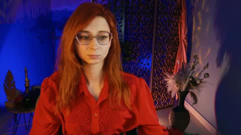 Snapshot of orianna_blade chatting on December 5, 2024, 3:17 pm Orianna -  Hi Im into geek culture cosplay crafting LARP games. Shall we play DnD online show from December 5, 2024, 3:17 pm