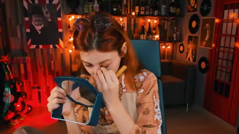 Snapshot of orianna_blade chatting on December 29, 2024, 1:38 pm Orianna -  Hi Im into geek culture cosplay crafting LARP games. Shall we play DnD online show from December 29, 2024, 1:38 pm