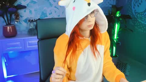 Snapshot of orianna_blade chatting on January 11, 2025, 7:05 pm Orianna -  Hi Im into geek culture cosplay crafting LARP games. Shall we play DnD online show from January 11, 2025, 7:05 pm