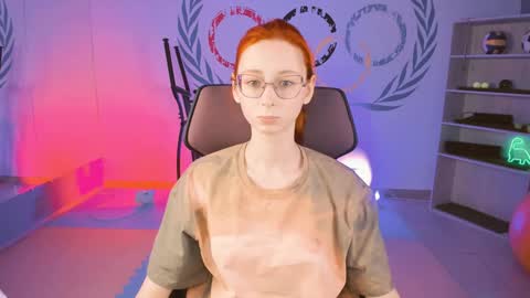 Snapshot of orianna_blade chatting on January 19, 2025, 12:06 pm Orianna -  Hi Im into geek culture cosplay crafting LARP games. Shall we play DnD online show from January 19, 2025, 12:06 pm
