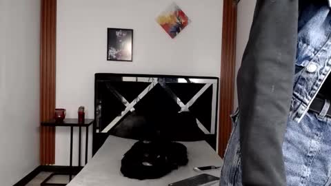 ORIANNA online show from November 8, 2025, 11:54 am