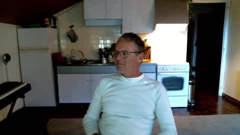 orimalike online show from January 9, 2025, 3:01 pm