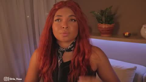 Snapshot of orla_voss chatting on December 13, 2024, 1:37 am Orla online show from December 13, 2024, 1:37 am