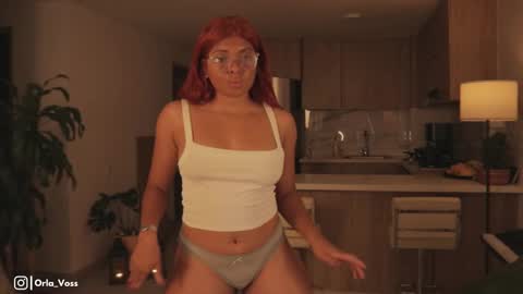 Snapshot of orla_voss chatting on February 2, 2025, 12:51 am Orla online show from February 2, 2025, 12:51 am