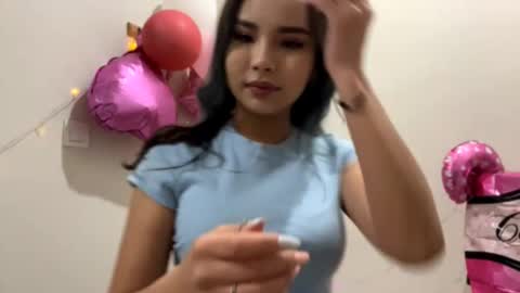 Snapshot of orphaajayi chatting on October 8, 2025, 9:12 pm Angel online show from October 8, 2025, 9:12 pm