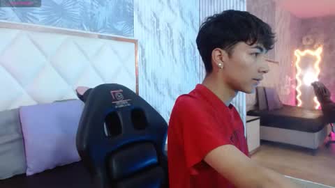 osamu_tay online show from January 15, 2026, 3:16 pm